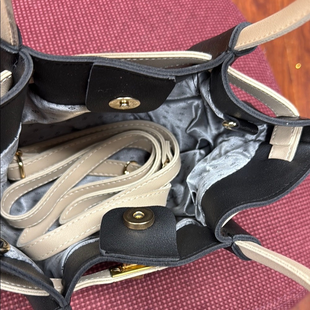 Elegant Black and Cream Women's Bag
